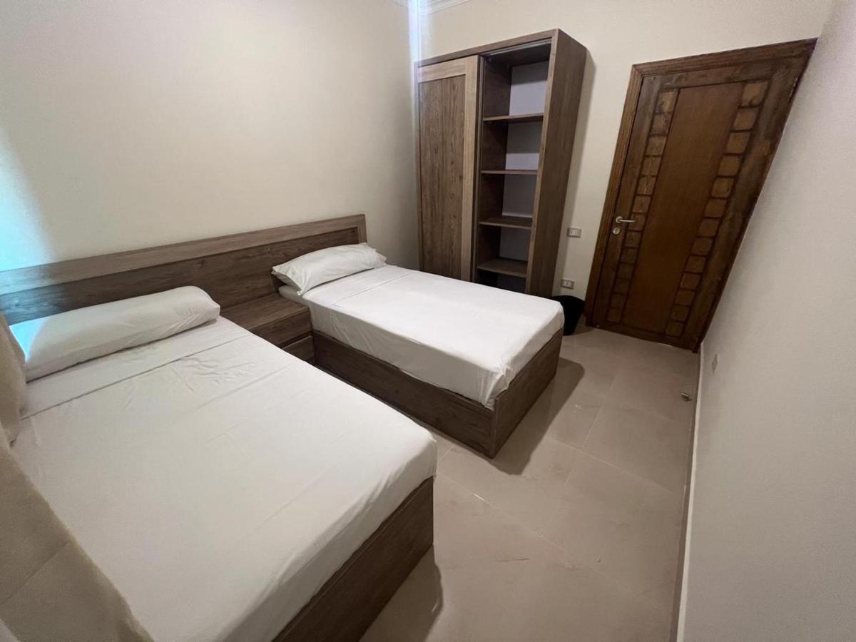 Marina Sky Apartman Gurdaka Kültér fotó