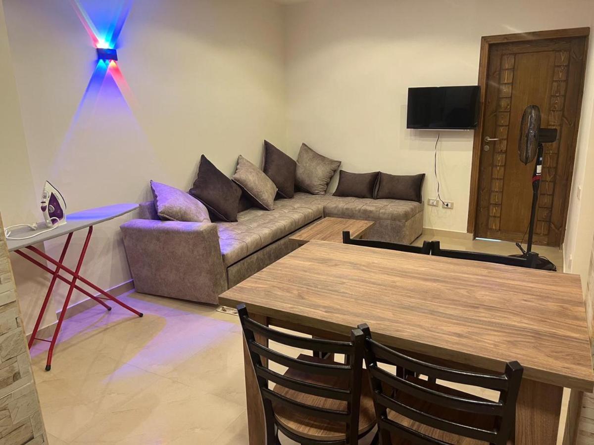 Marina Sky Apartman Gurdaka Kültér fotó