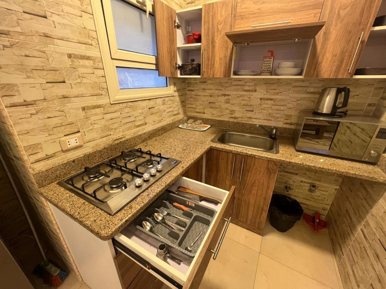 Marina Sky Apartman Gurdaka Kültér fotó