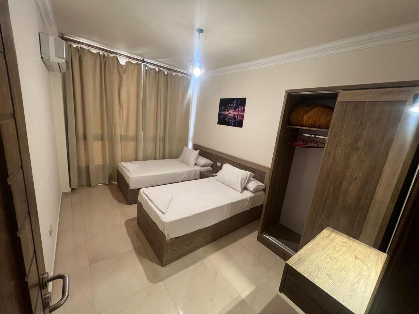 Marina Sky Apartman Gurdaka Kültér fotó